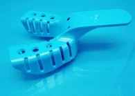 Mažos apatinių dantų įspaudų dėklai